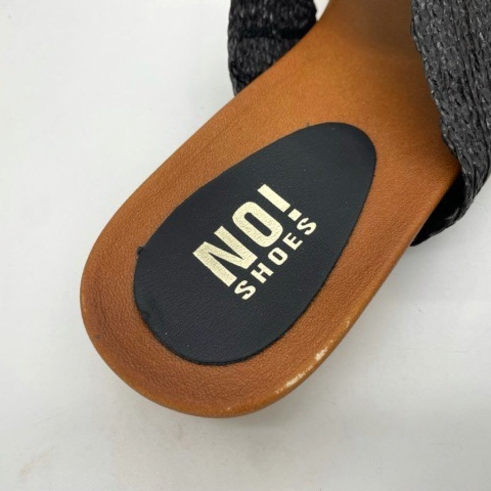 Ladies Shoes No! Shoes Yeast Black Weave Low Wedge Sandal Slides - Picture 3 of 3
